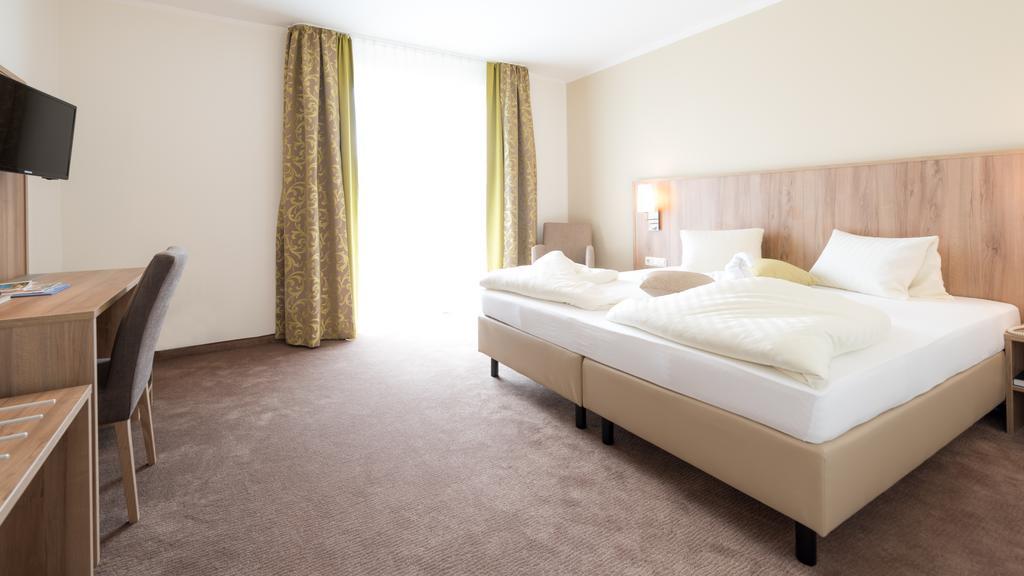 Hotel Marko Санкт-Канциан Номер фото